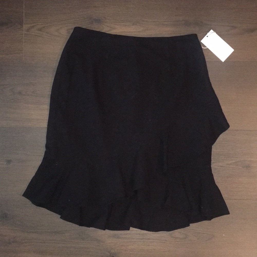 Black Ruffle Mini